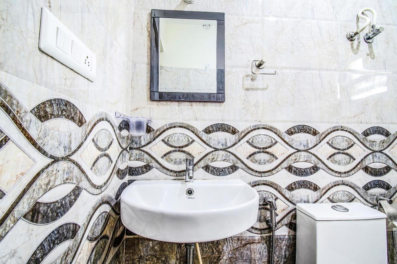 Fabhotel Pride Inn - Nr Tcs Deccan Park, Hitech City Haiderabad Buitenkant foto