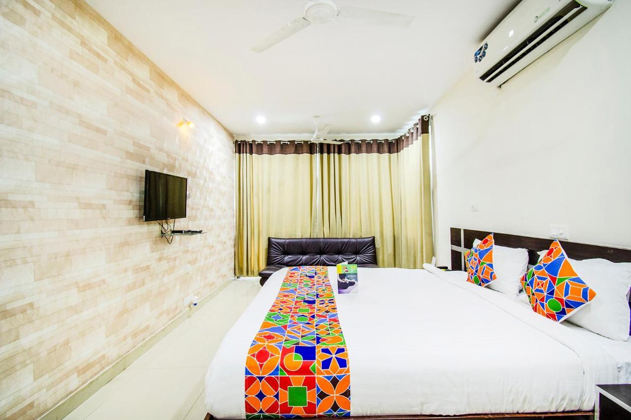 Fabhotel Pride Inn - Nr Tcs Deccan Park, Hitech City Haiderabad Buitenkant foto